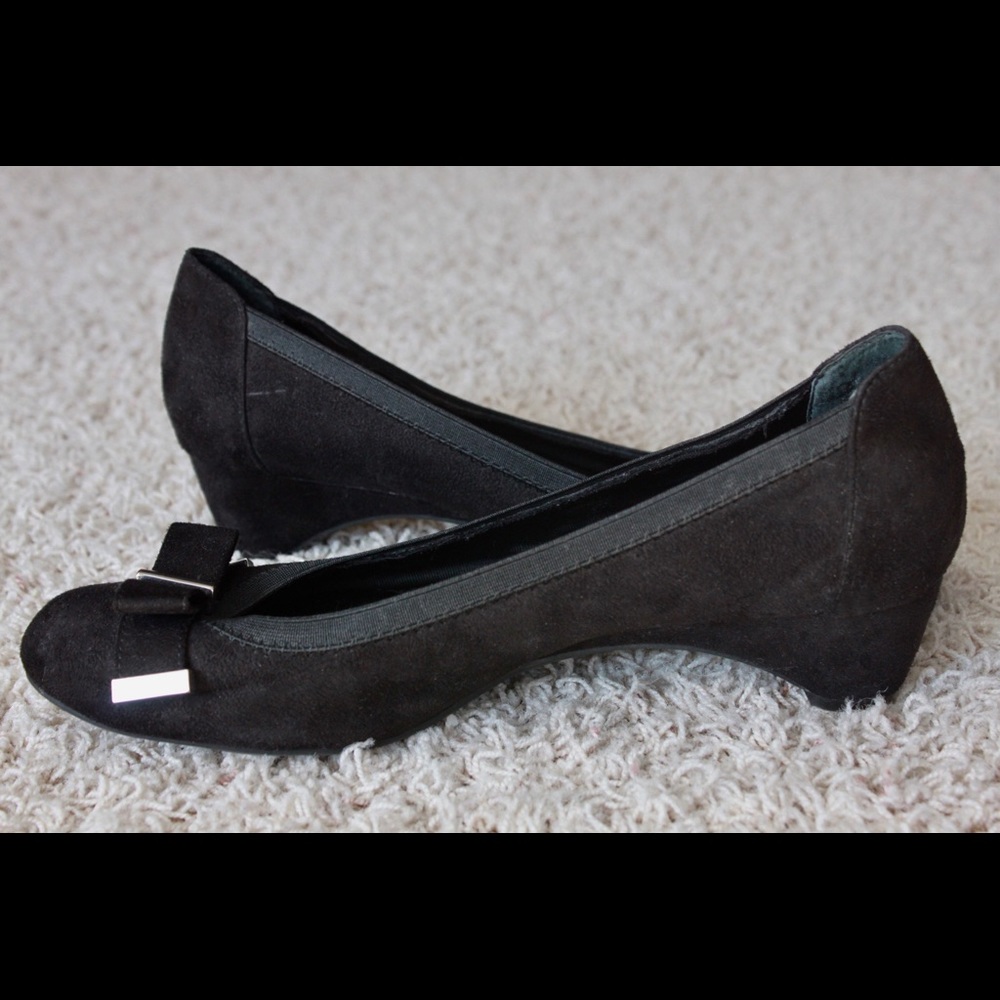 Dana Buchman Shoes